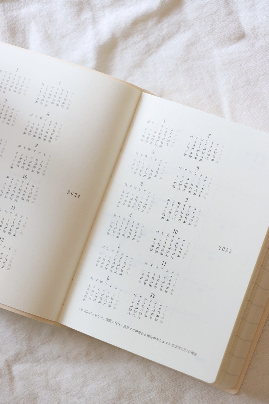 MD Notebook 2024 Diary, A6 Monthly Block + 1 Day 1 Page