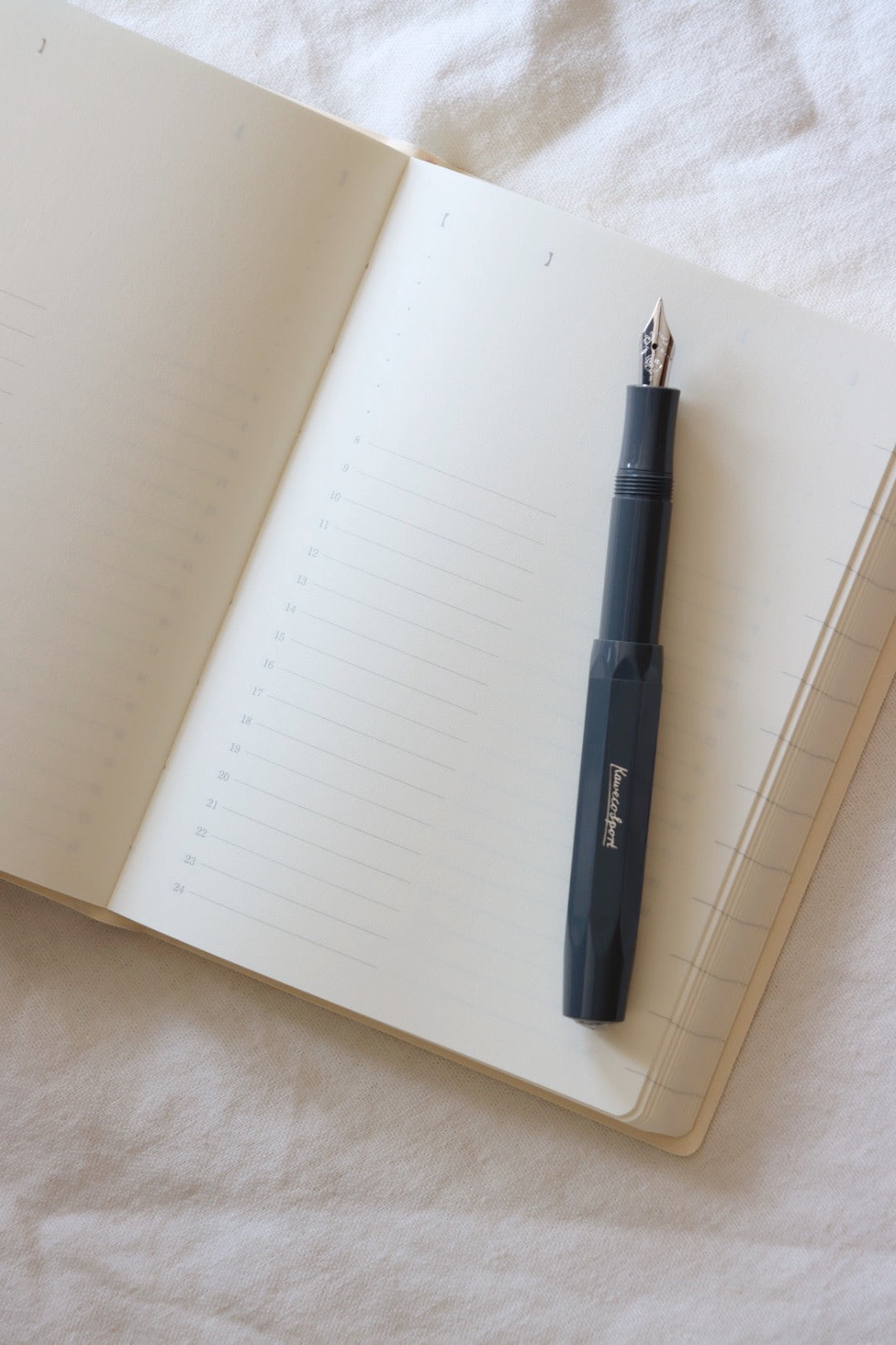 MD Notebook 2024 Diary, A6 Monthly Block + 1 Day 1 Page