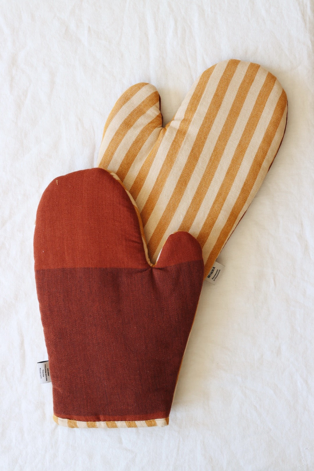 Sol Oven Mitt, Honey