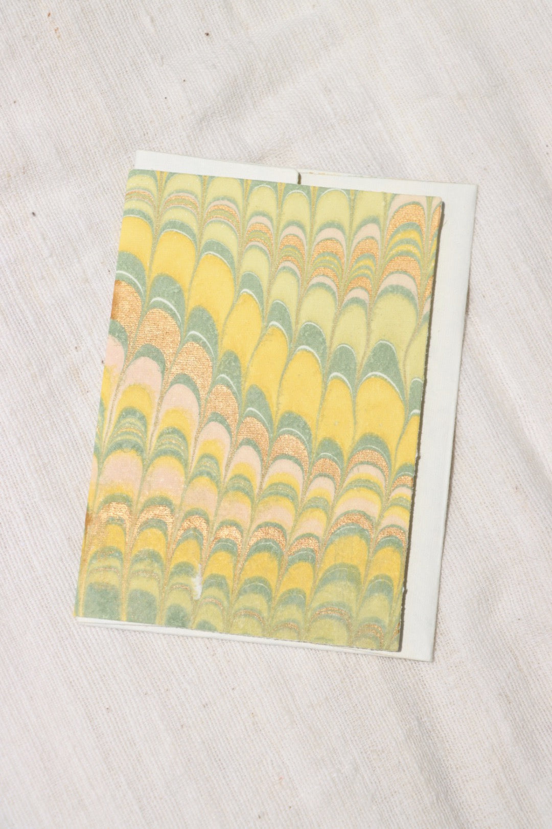 Daffodil Scallops Marbled Greeting Card