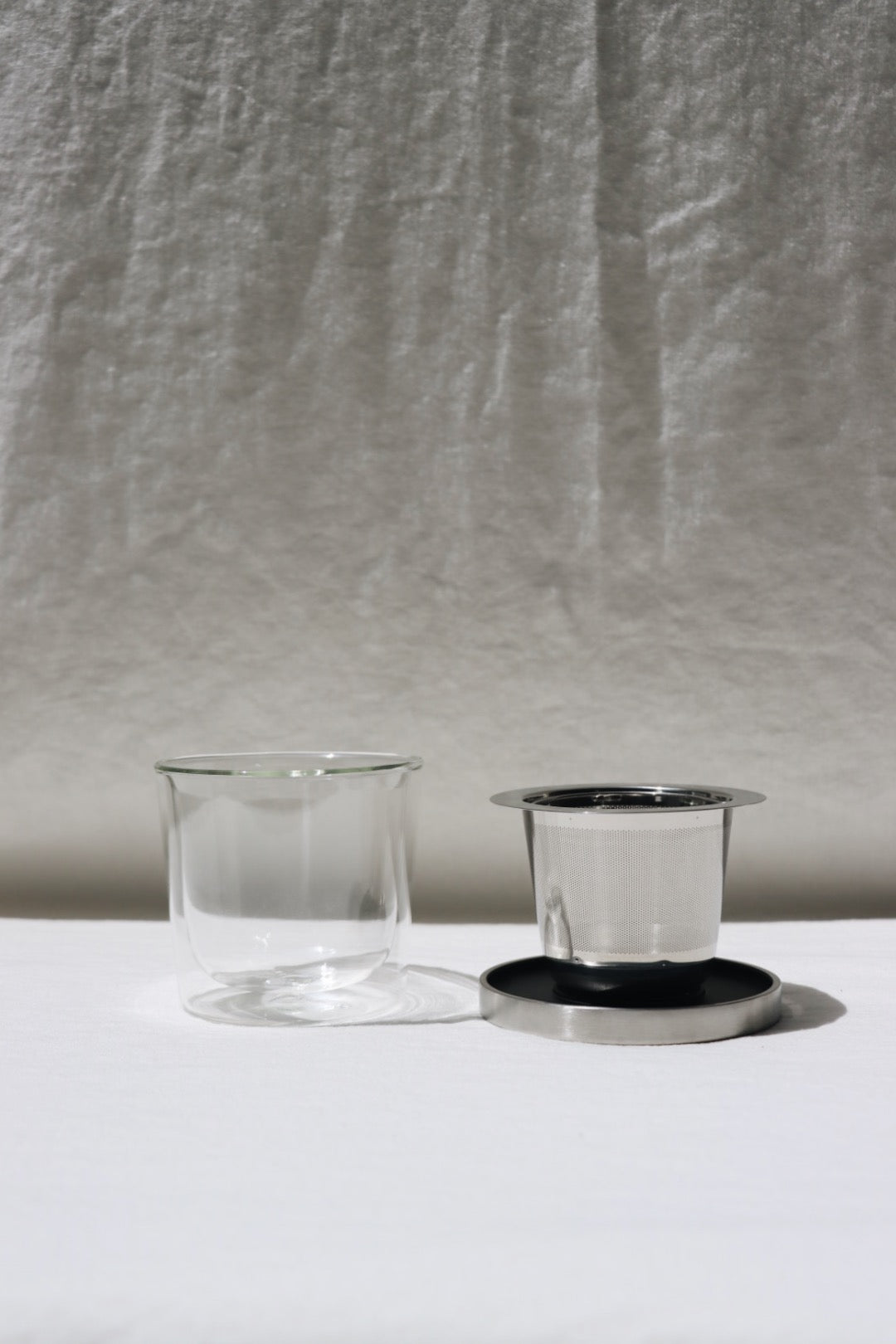 Leaves to Tea Glass Cup with Strainer