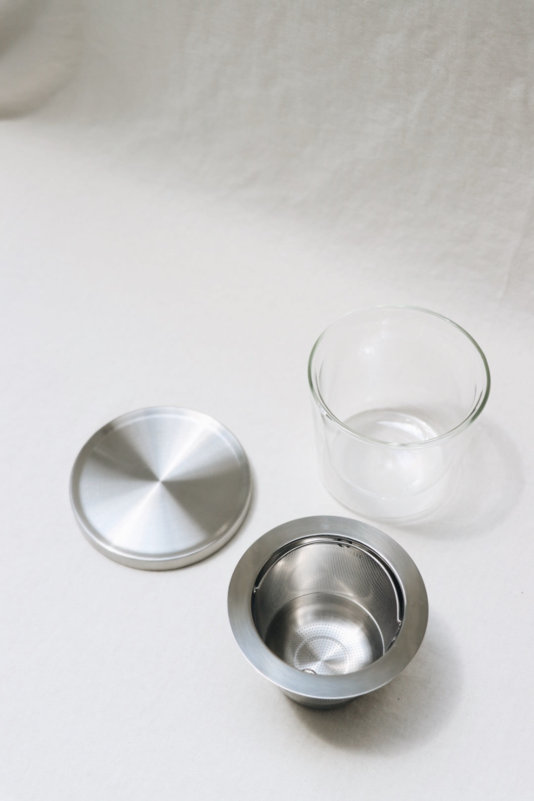 Leaves to Tea Glass Cup with Strainer