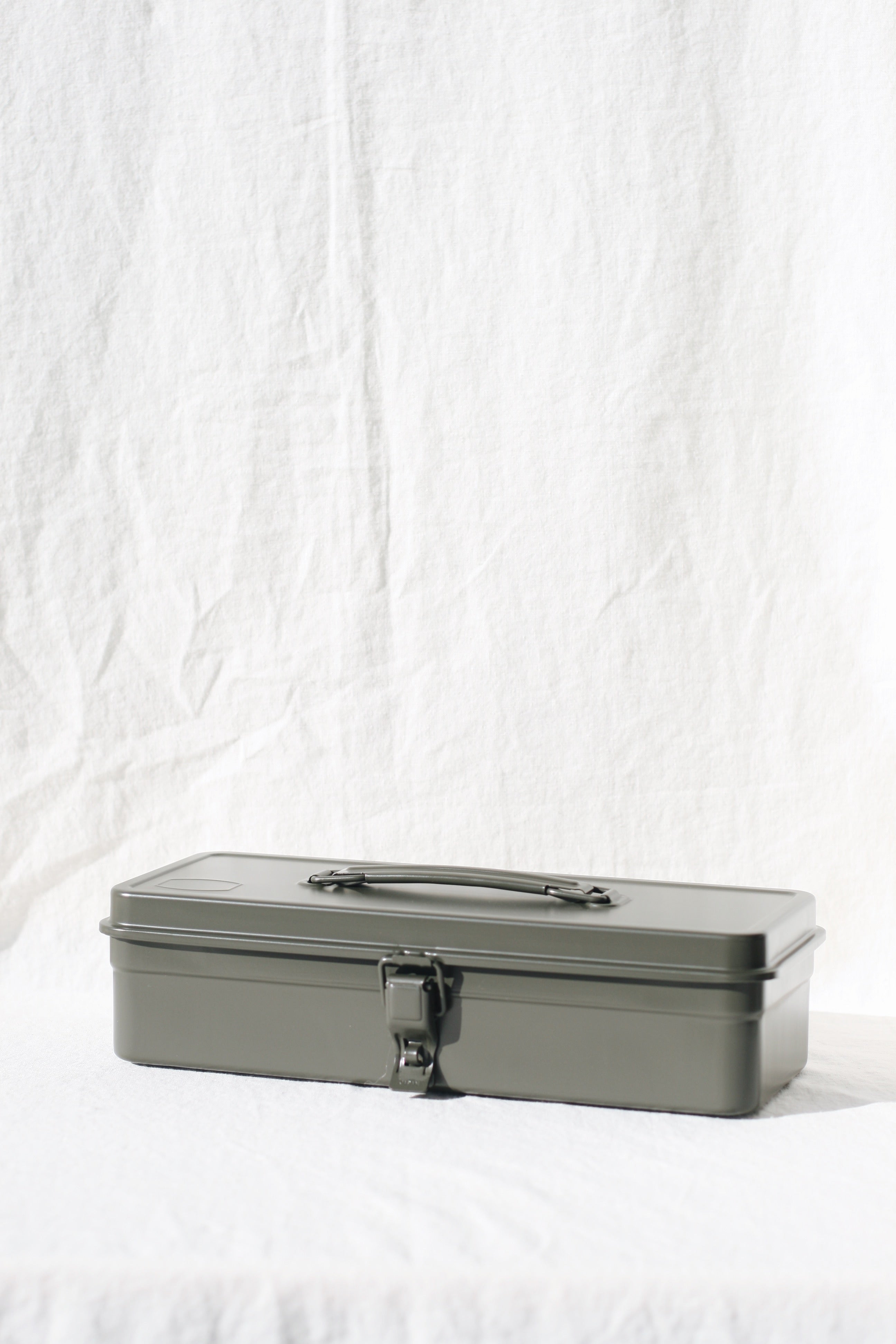 Toyo T-320 Flat Top Tool Box, Military Green