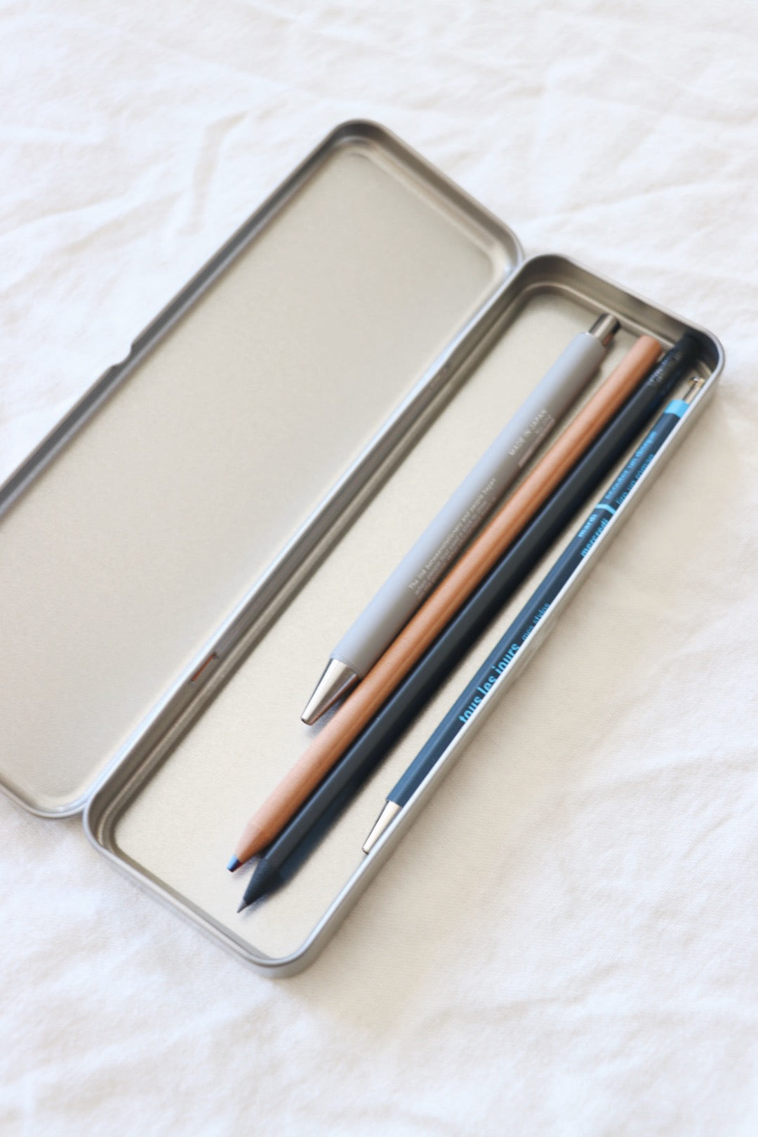 Metal Pen Case