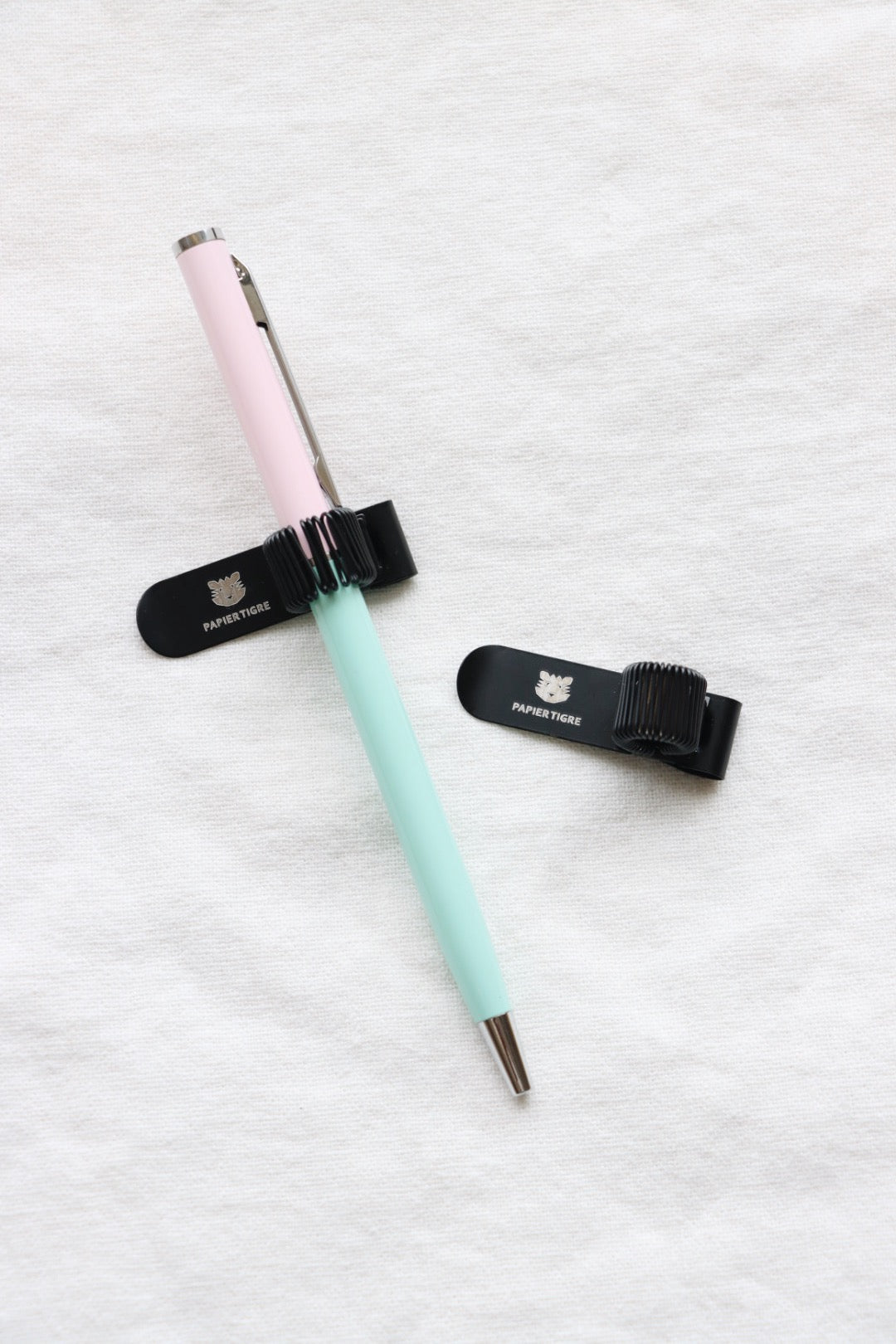 Papier Tigre Black Pen Holder