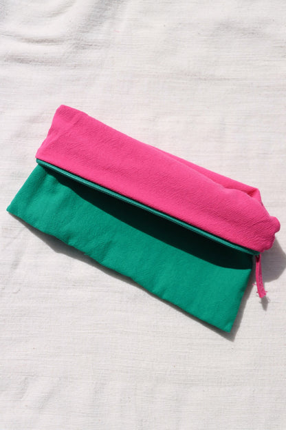 Washed Cotton Zipper Pouch: Kelly Green