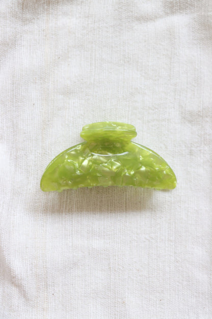 Midi Hair Claw, Pistachio