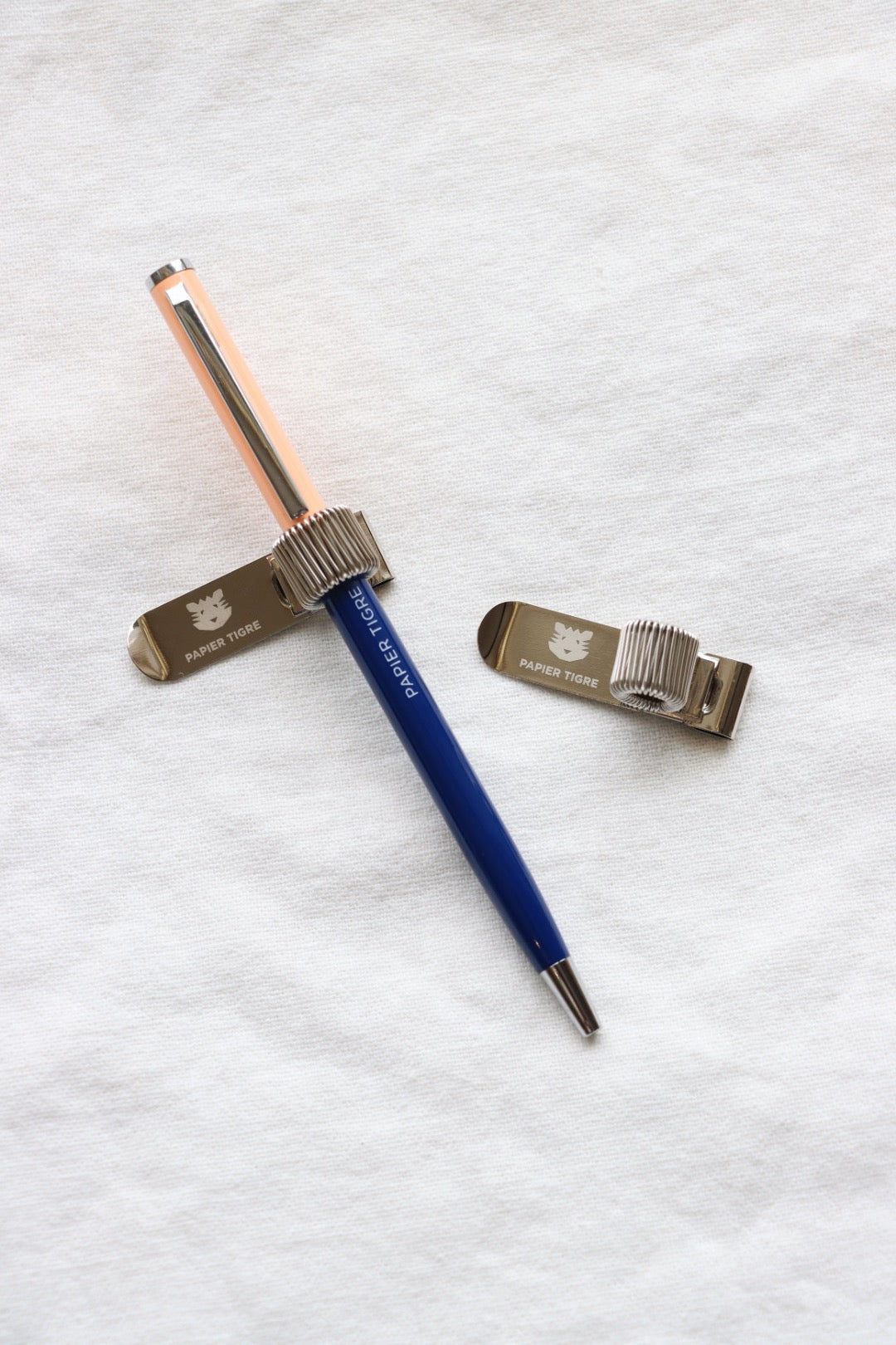 Papier Tigre Silver Metallic Pen Holder