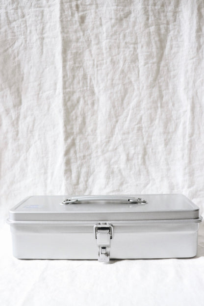 Toyo T-320 Flat Top Tool Box, Silver
