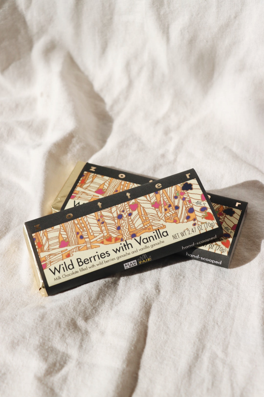Wild Berries with Vanilla Hand-Scooped Chocolate Bar